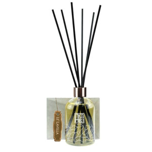 Le’ Lavella Aroma Diffuser (Akaliko) - 100 ml.