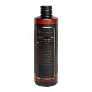 Apricot Kernel Massage Oil (Bath & Bloom) - 250 ml. Apricot Kernel Massage Oil (Bath & Bloom) - 250 ml.